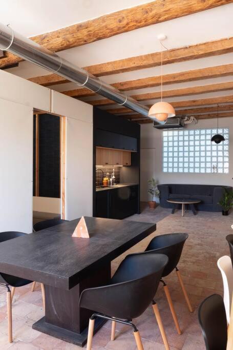Heart of Marseille: Spacious Loft for Couples and Friends Exterior photo